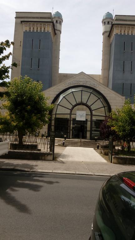 Hotel Nice Flore Vichy Exterior foto