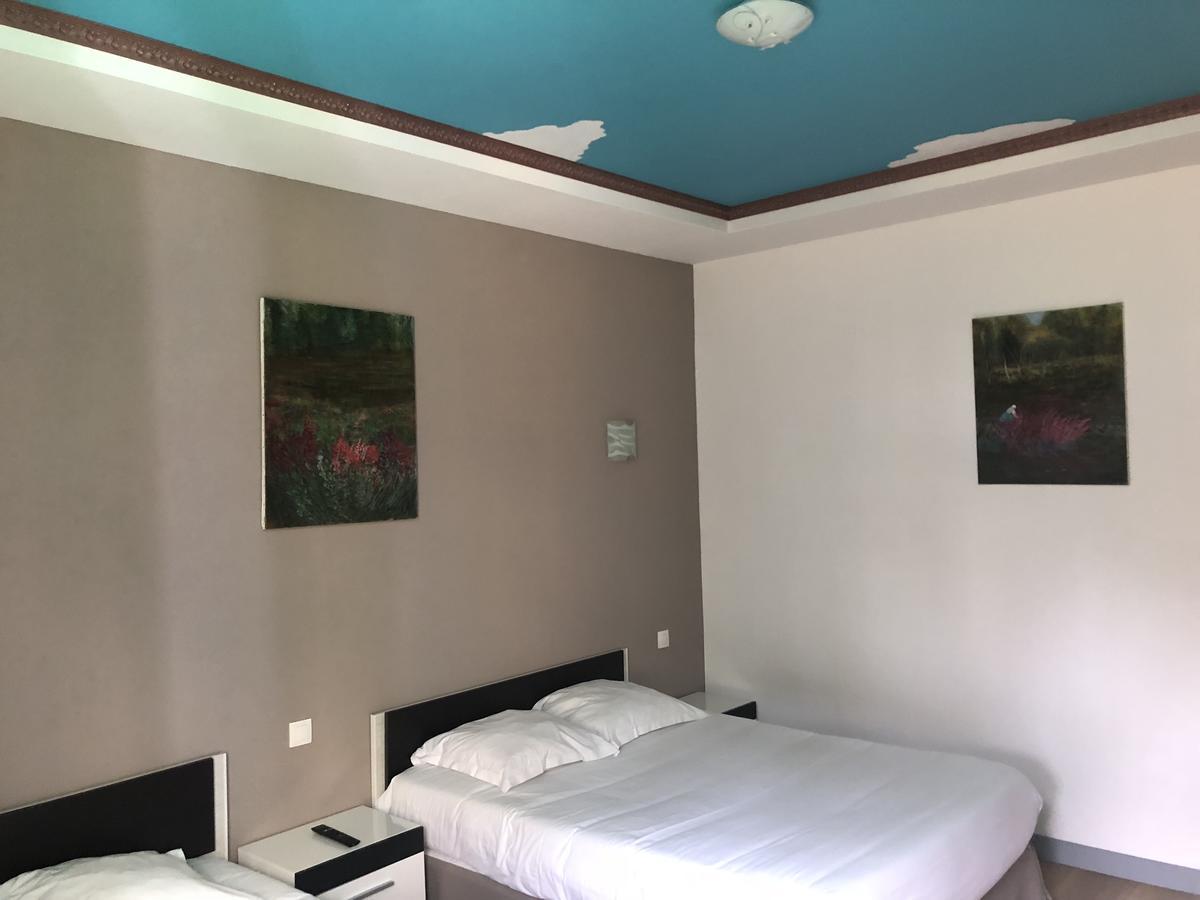 Hotel Nice Flore Vichy Exterior foto