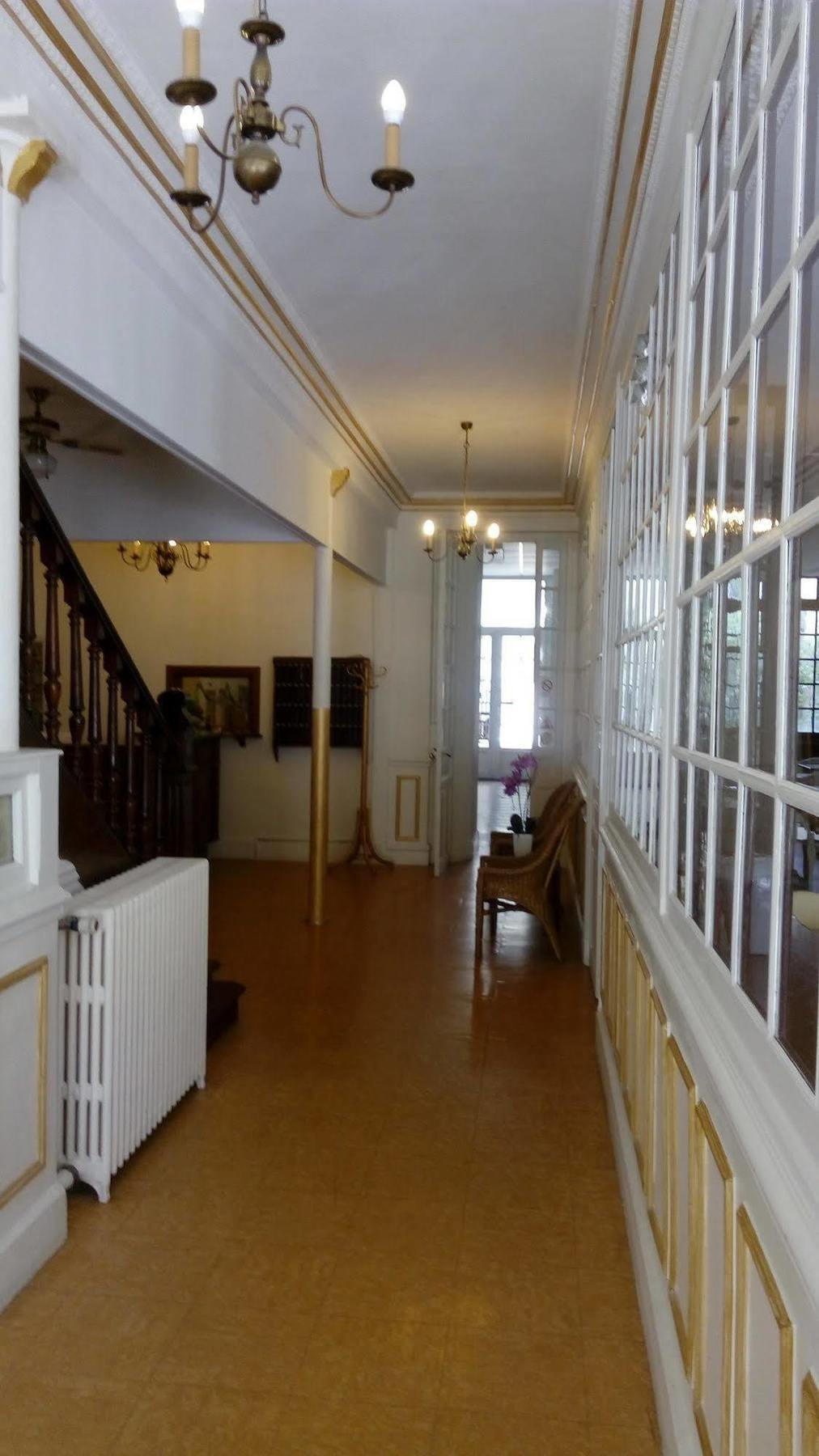 Hotel Nice Flore Vichy Exterior foto