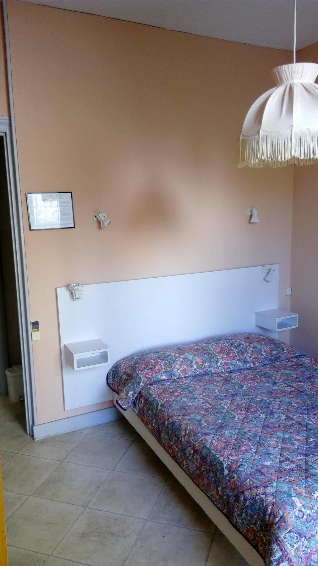 Hotel Nice Flore Vichy Exterior foto