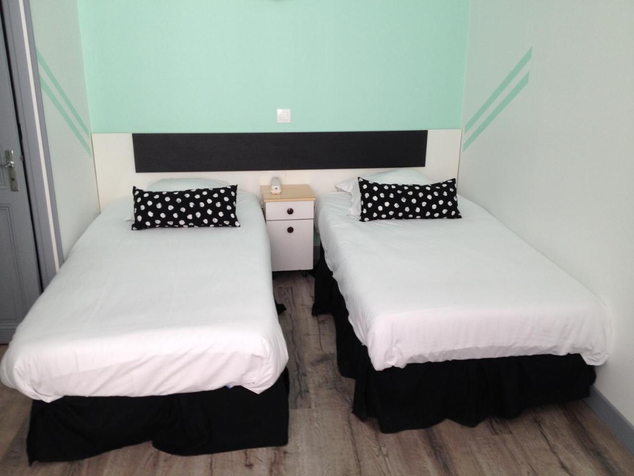 Hotel Nice Flore Vichy Exterior foto
