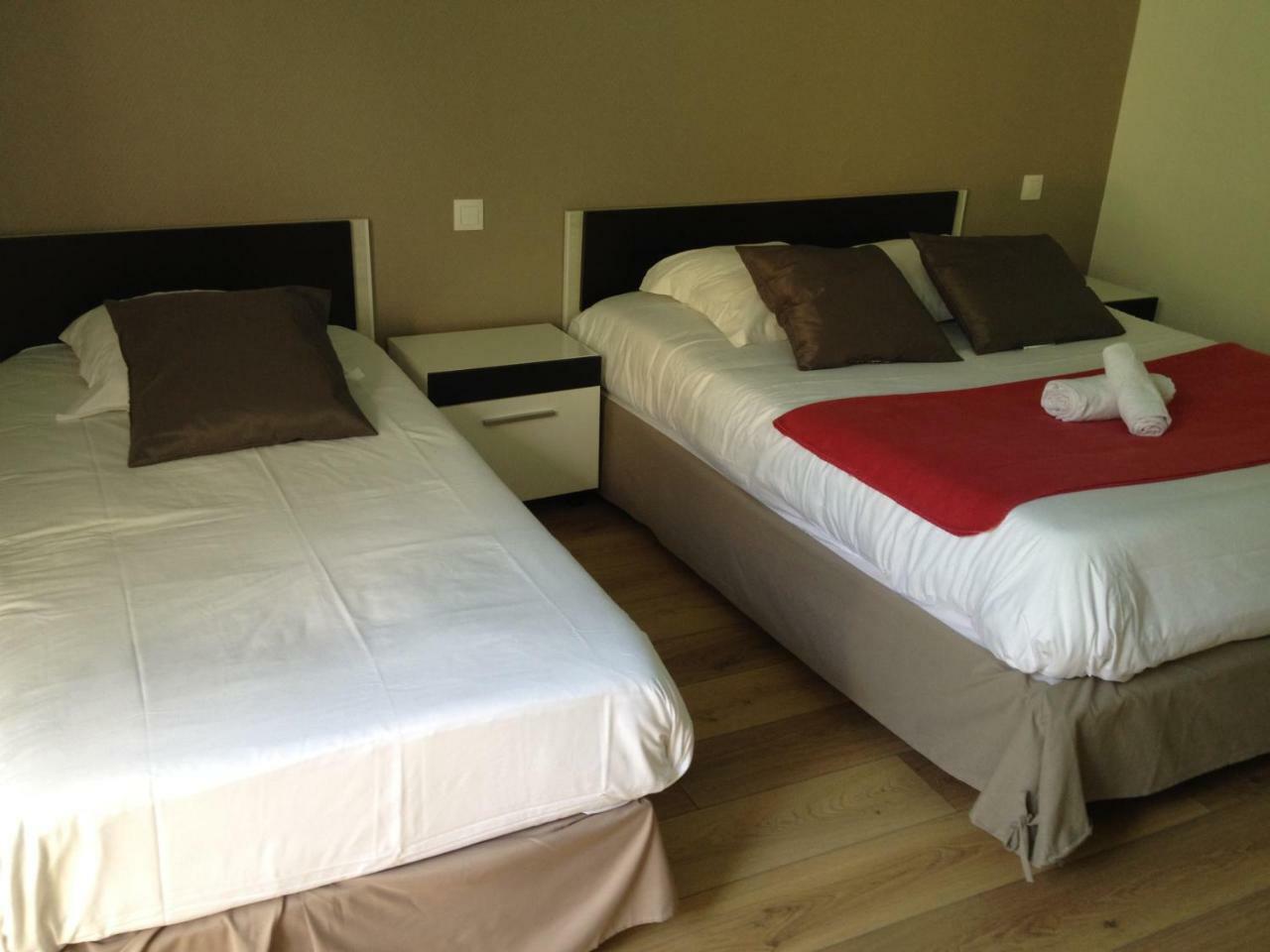 Hotel Nice Flore Vichy Exterior foto